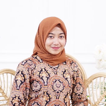  Nauli Tama Sari, S.Pd